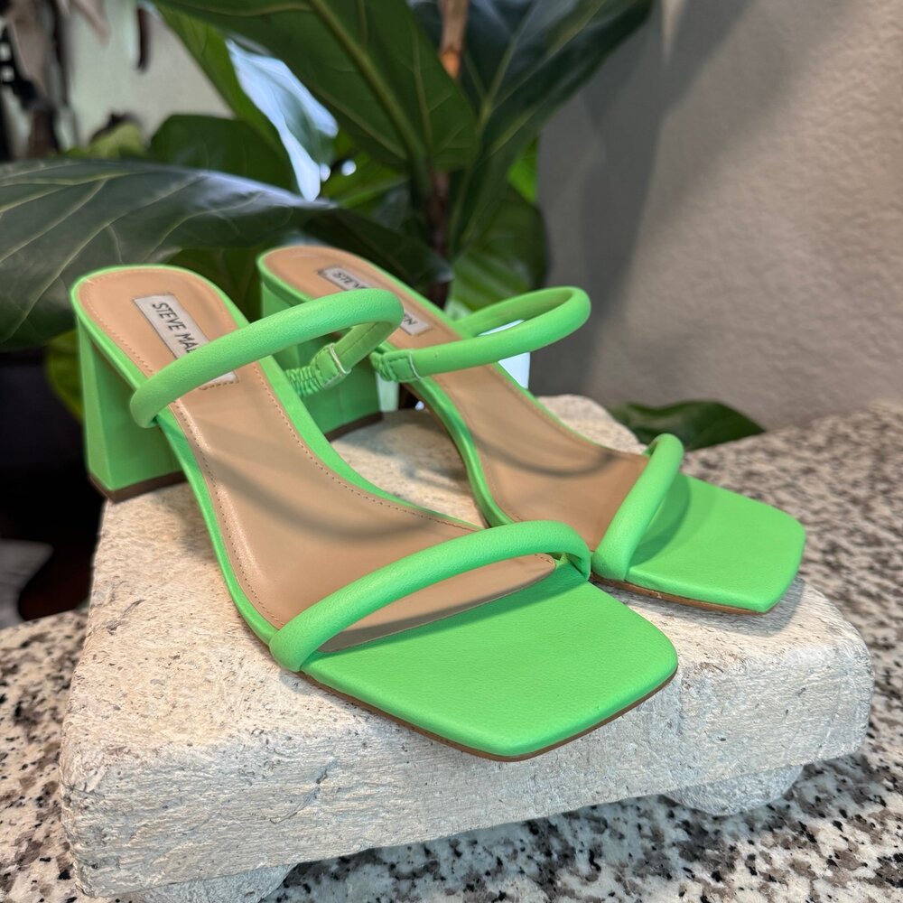 Steve Madden Lilah Sandal Women's Size8 Lime Green Square Toe Slip-On Block Heel